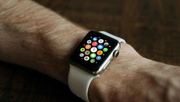 smart-watch-821559_1920